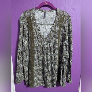 99. Massini Dark Green and Grey Paisley Lace Ruffle Long Sleeve Blouse 1X 16 18